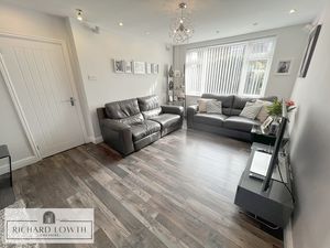 Lounge- click for photo gallery